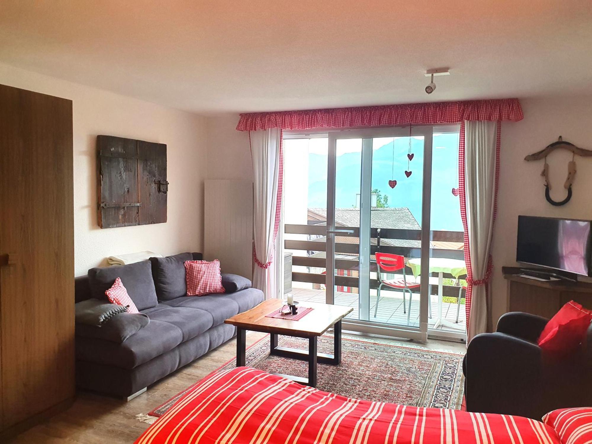 Elfe-Apartments Ferienmietwohnungen Emmetten Rum bild