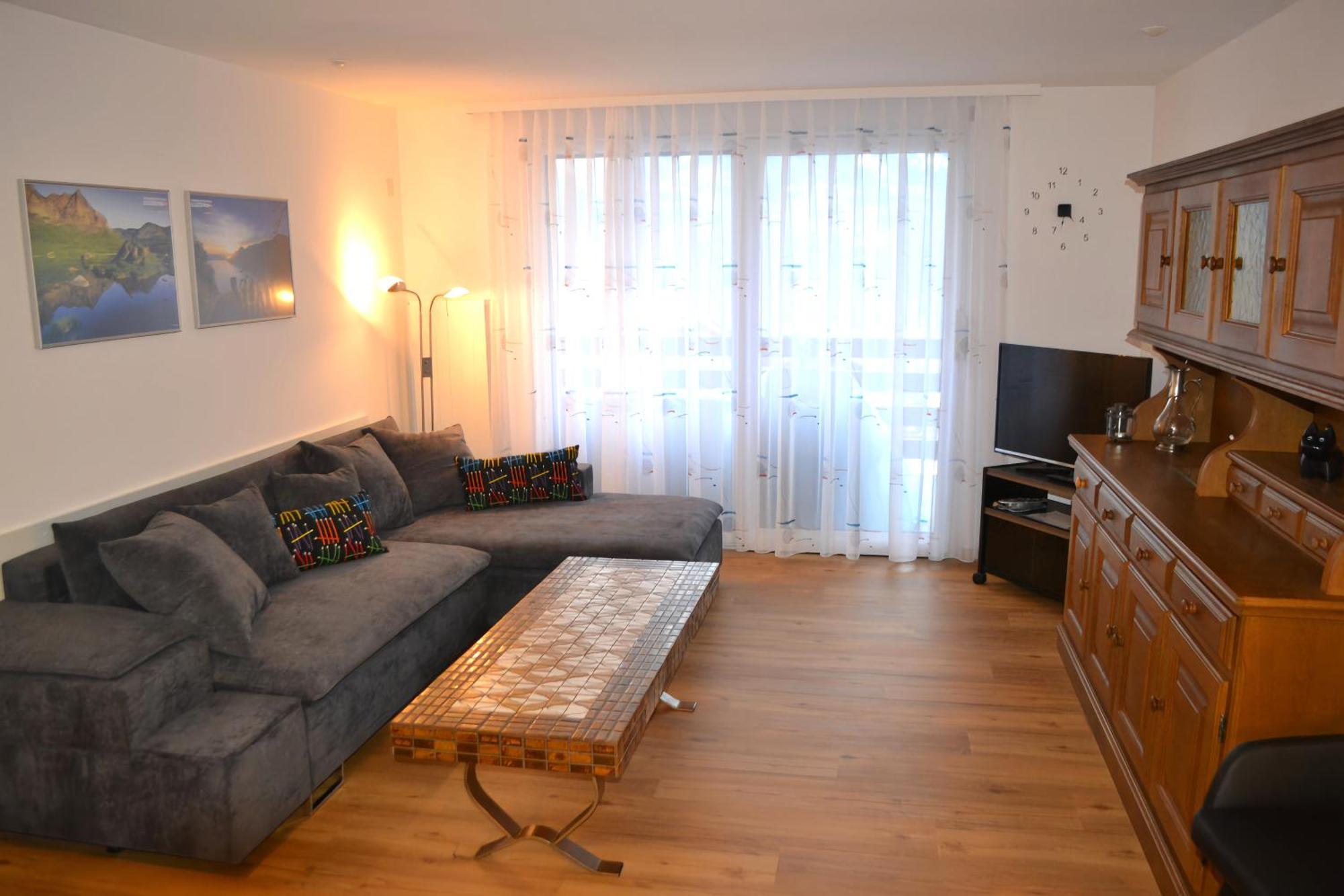 Elfe-Apartments Ferienmietwohnungen Emmetten Rum bild