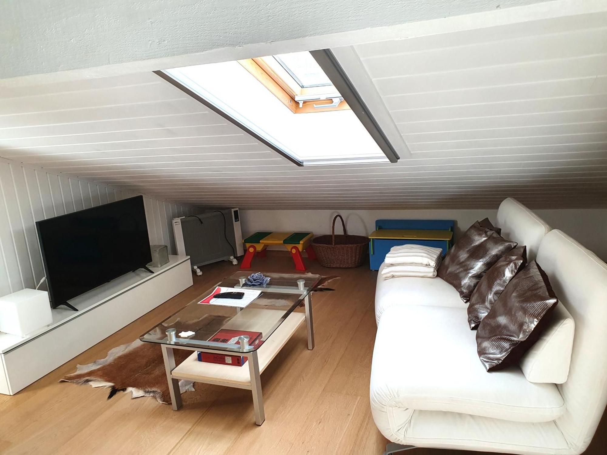 Elfe-Apartments Ferienmietwohnungen Emmetten Rum bild