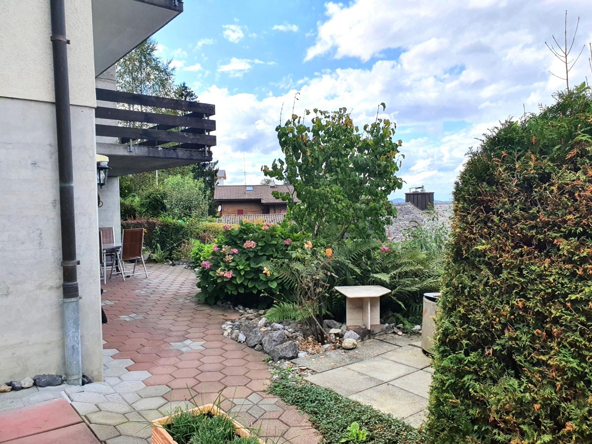 Elfe-Apartments Ferienmietwohnungen Emmetten Rum bild